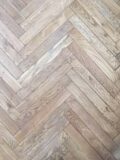 Oak herringbone parquet