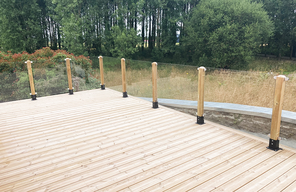 wood glass rooftop terrace