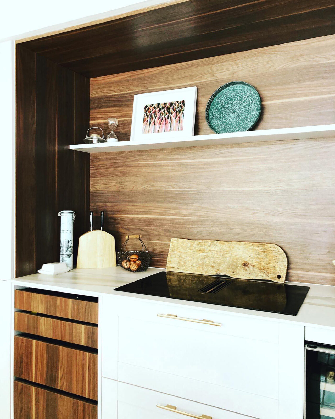 Kitchen design, showing the unites & the electric hob.